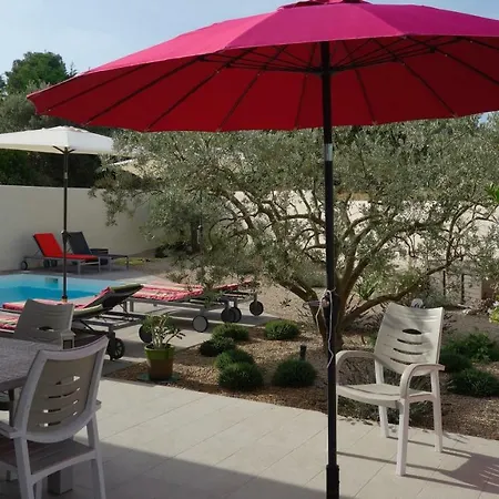 Les Lavandins-gite Magali Holiday home Saint-Remy-de-Provence